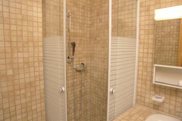 Appart'Hotel Residence Dizerens Geneva Bagian luar foto